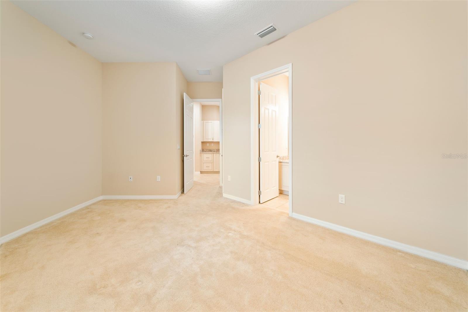737 Alcove Dr Property Photo 28