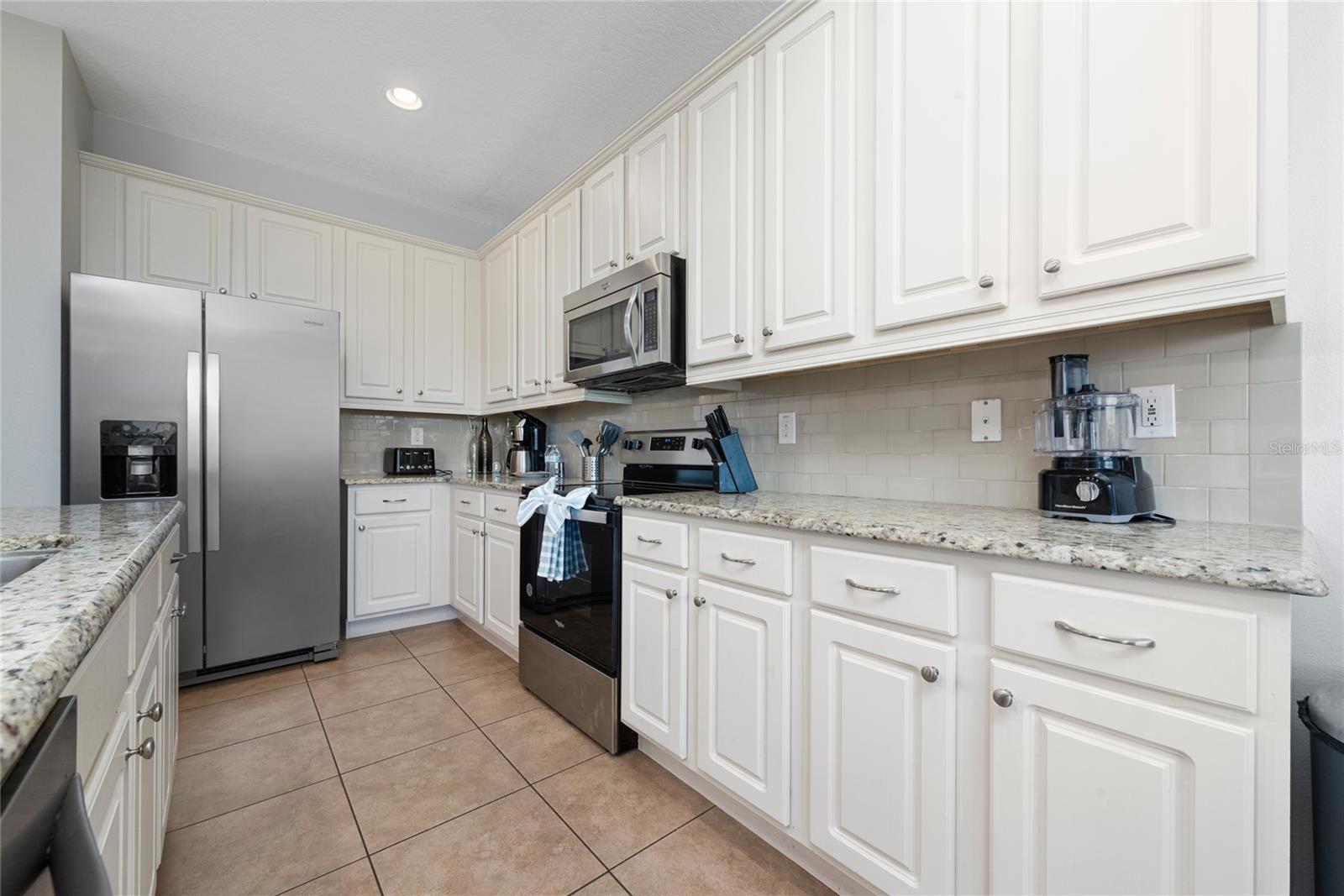 2588 Shanti Dr Property Photo 4
