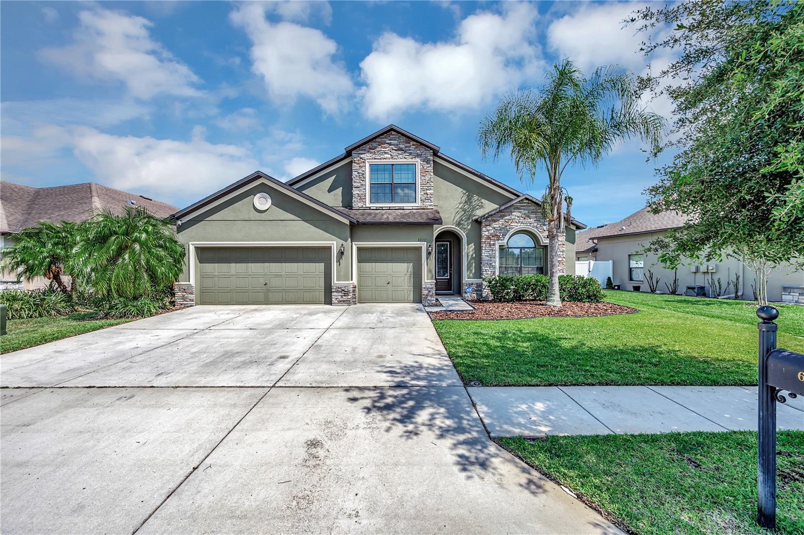6722 Wild Elm Ct Property Photo 4