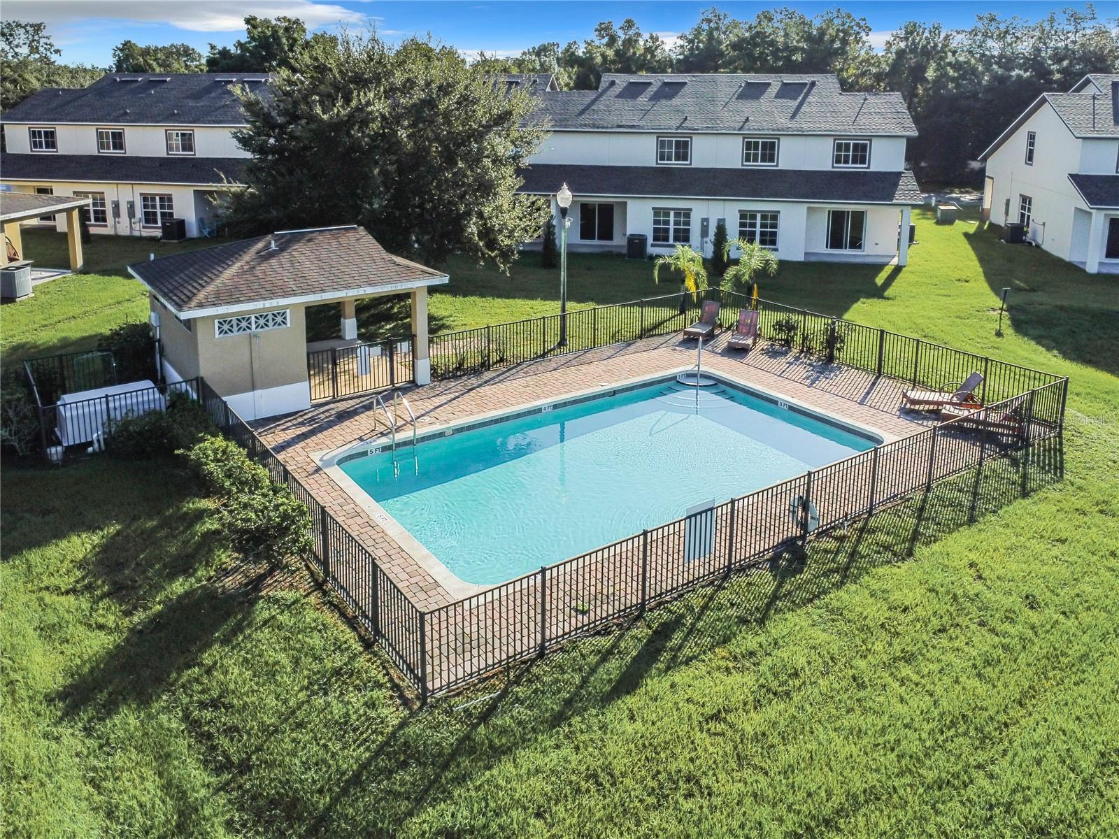 1742 Barton Towne Cir Property Photo 68