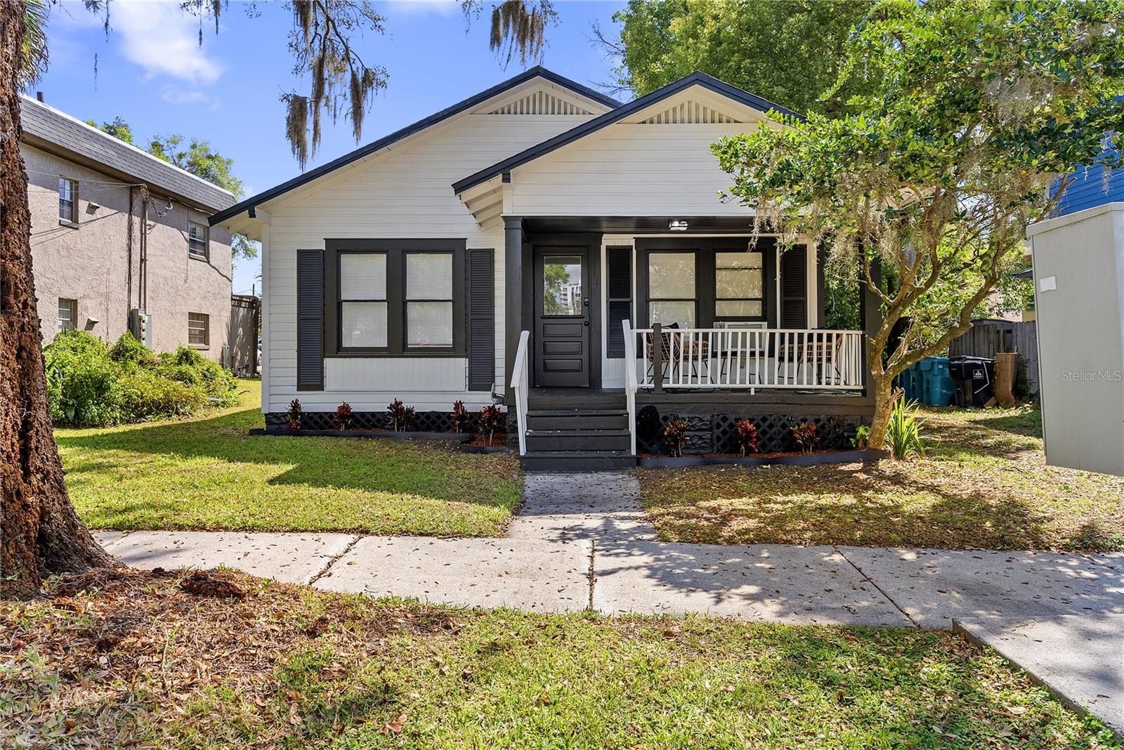 412 E Harwood St #2 Property Photo 1