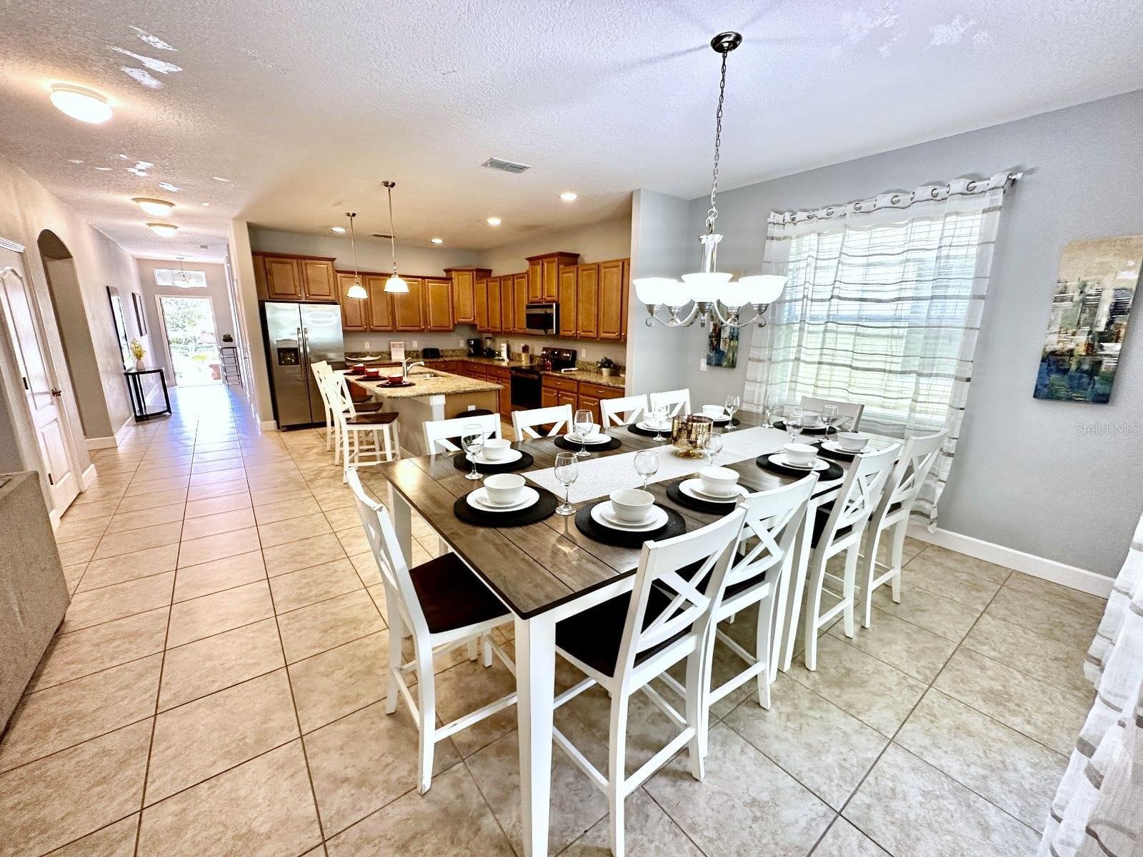 8848 Candy Palm Rd Property Photo 2
