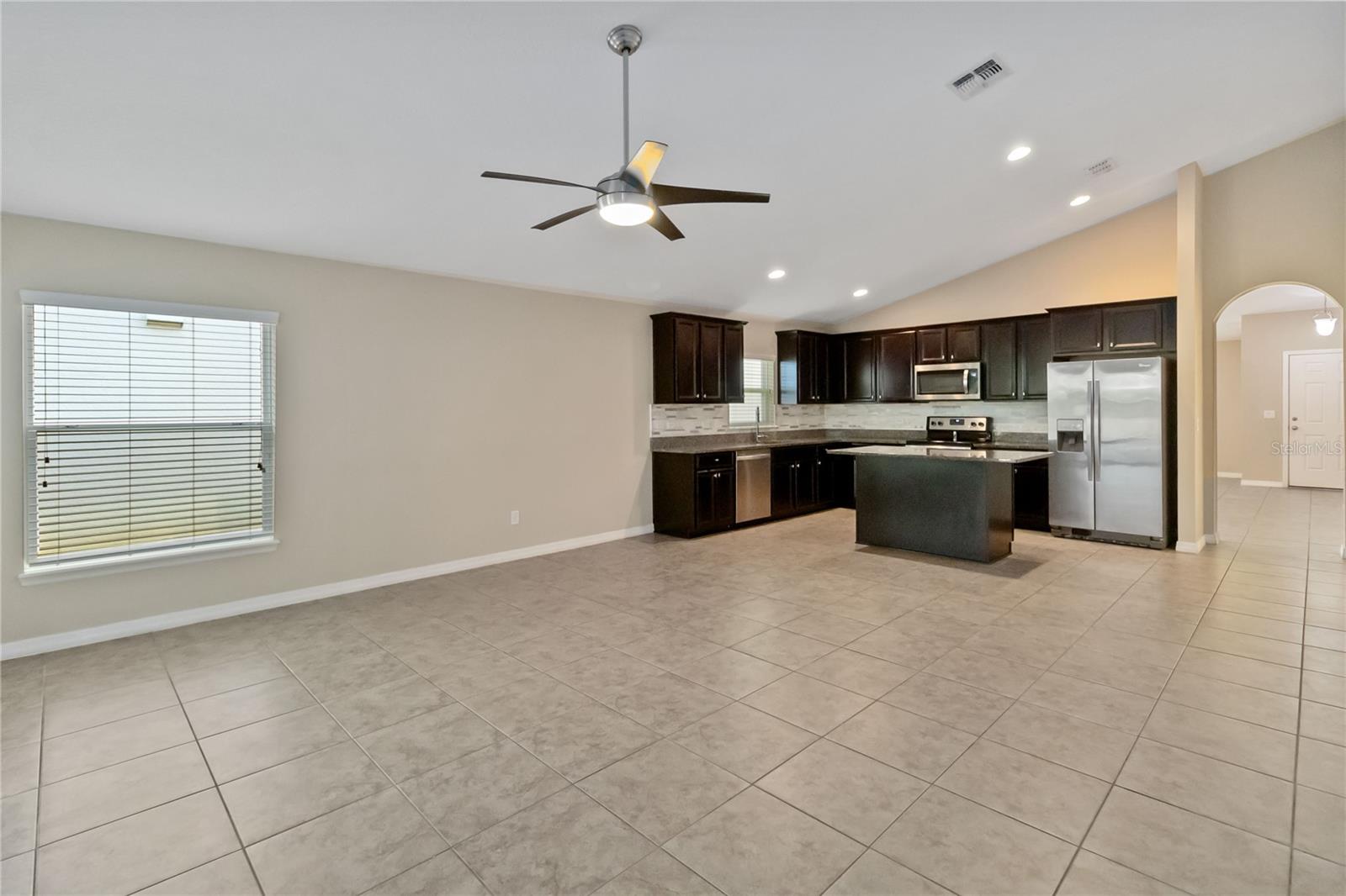 1130 Wycliffe Way Property Photo 10