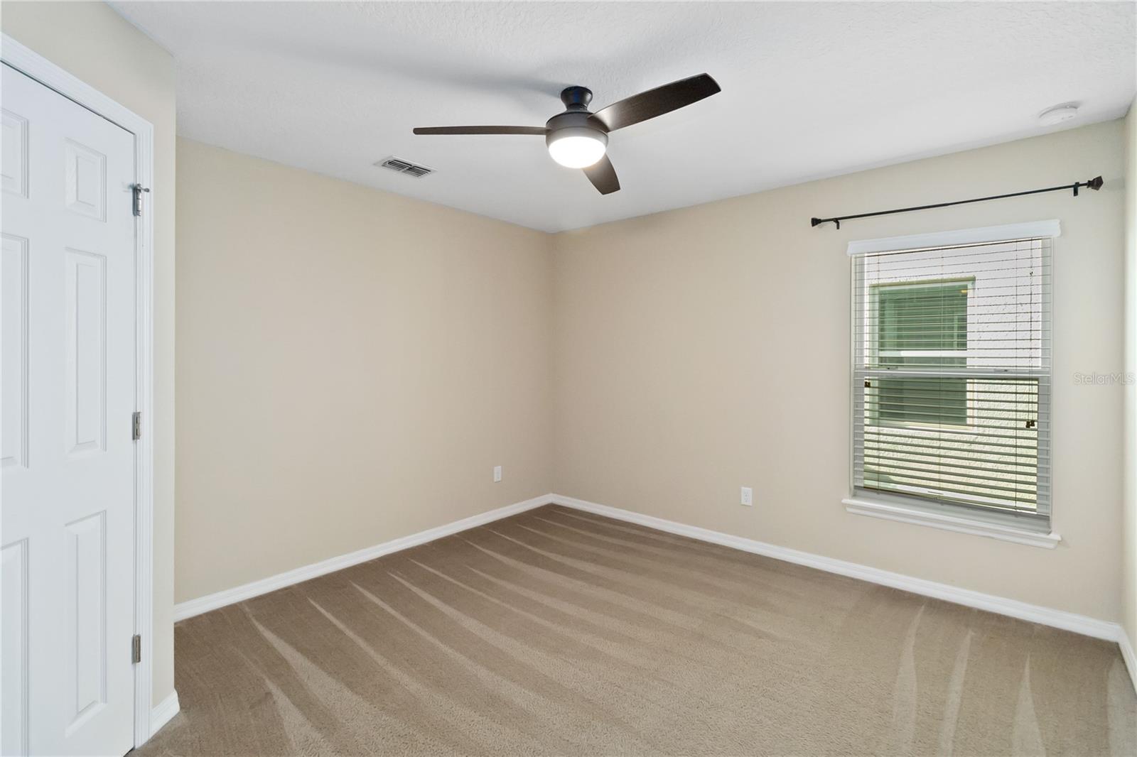 1130 Wycliffe Way Property Photo 13