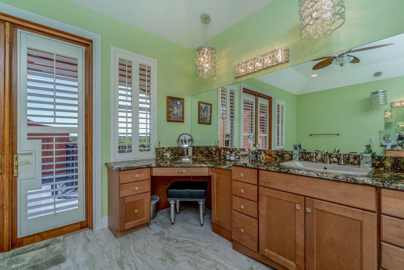 37471 Washington Loop Rd Property Photo 35