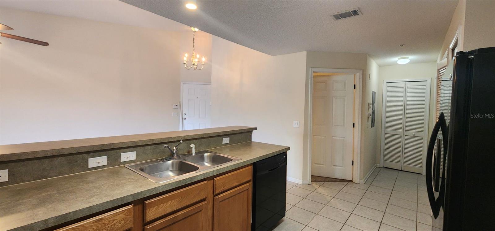 3670 Kirkpatrick Cir #5-11 Property Photo 10