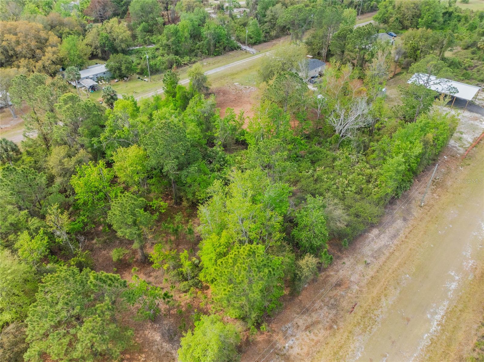 515 Gardenia Ave Property Photo 3