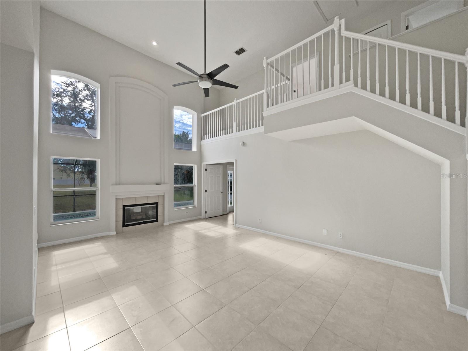 340 Troon Cir Property Photo 3