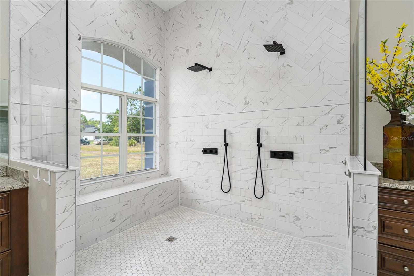 18505 Starry St Property Photo 14