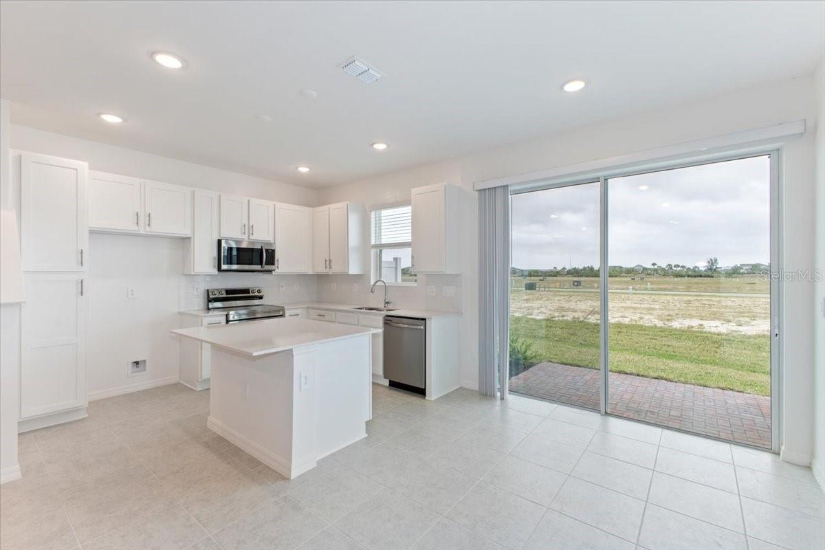 17339 Peregrine Way Property Photo 2