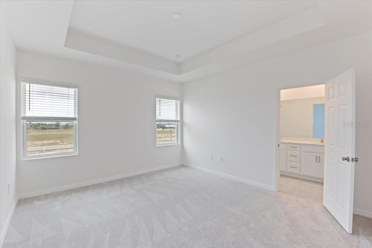 17339 Peregrine Way Property Photo 8