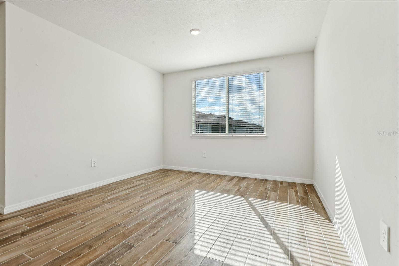 2012 Rosewood Dr Property Photo 11