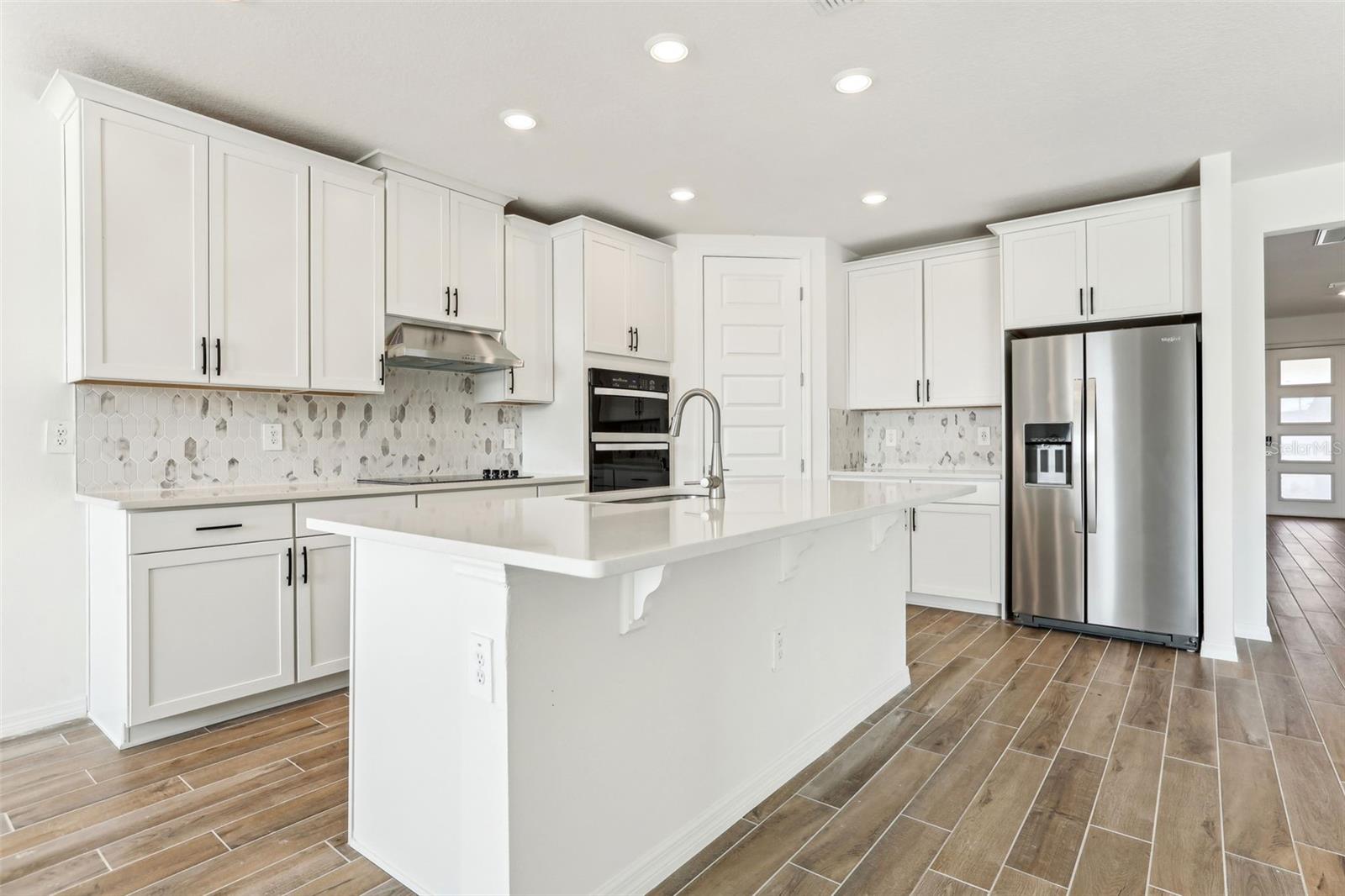 2012 Rosewood Dr Property Photo 13