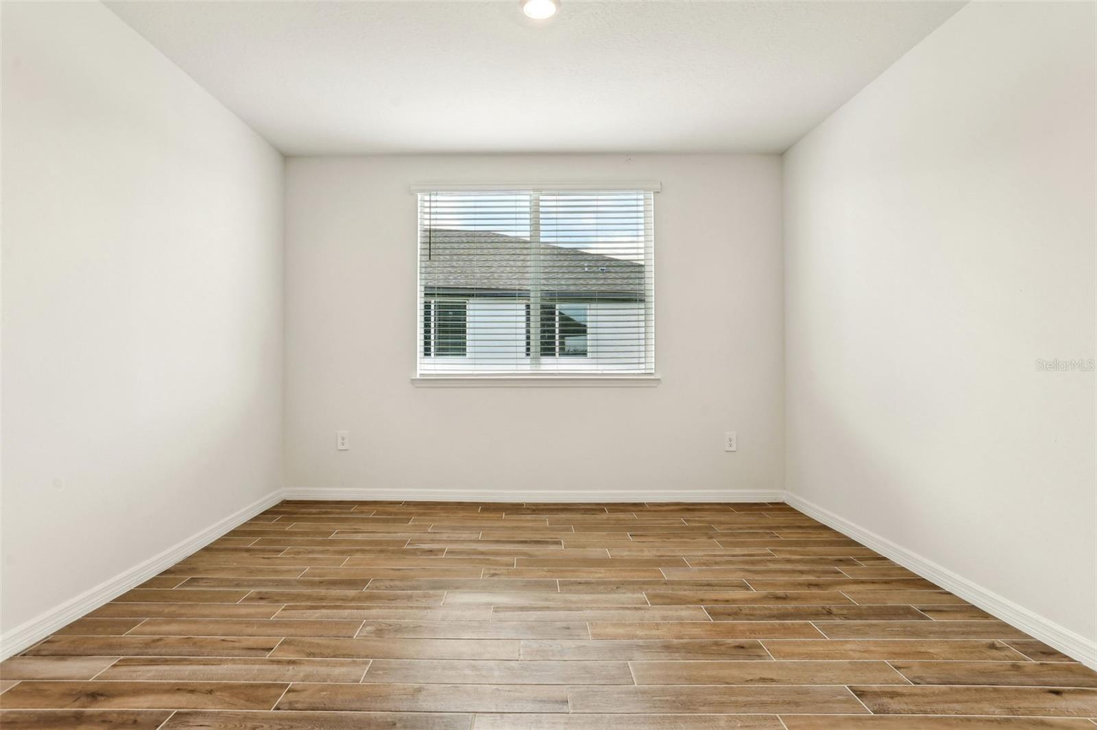 2012 Rosewood Dr Property Photo 26