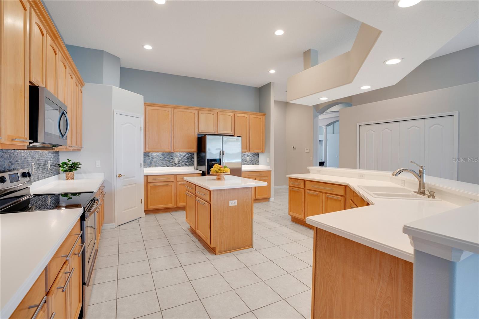 4833 Lakes Edge Ln Property Photo 14