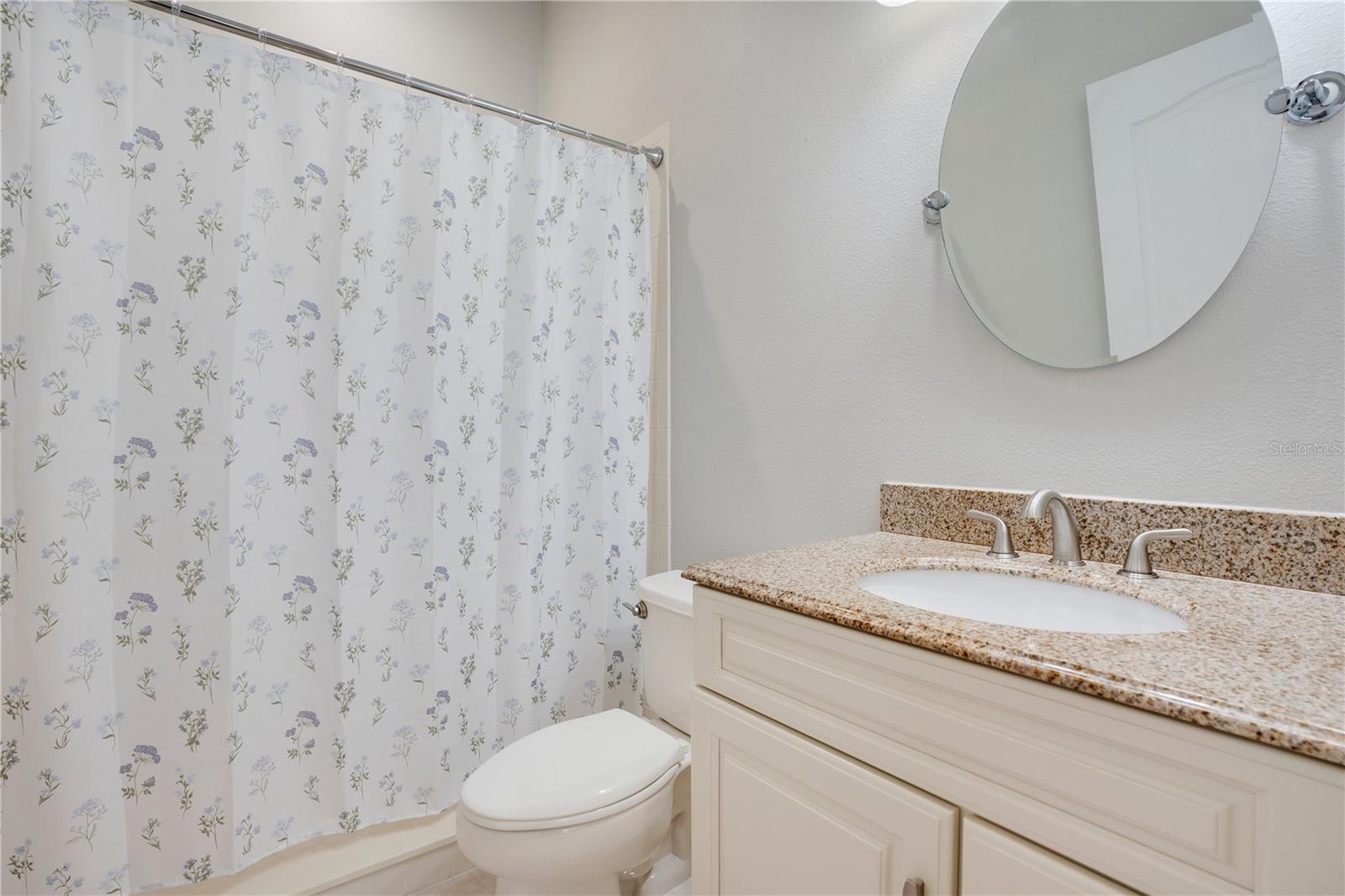 4833 Lakes Edge Ln Property Photo 34