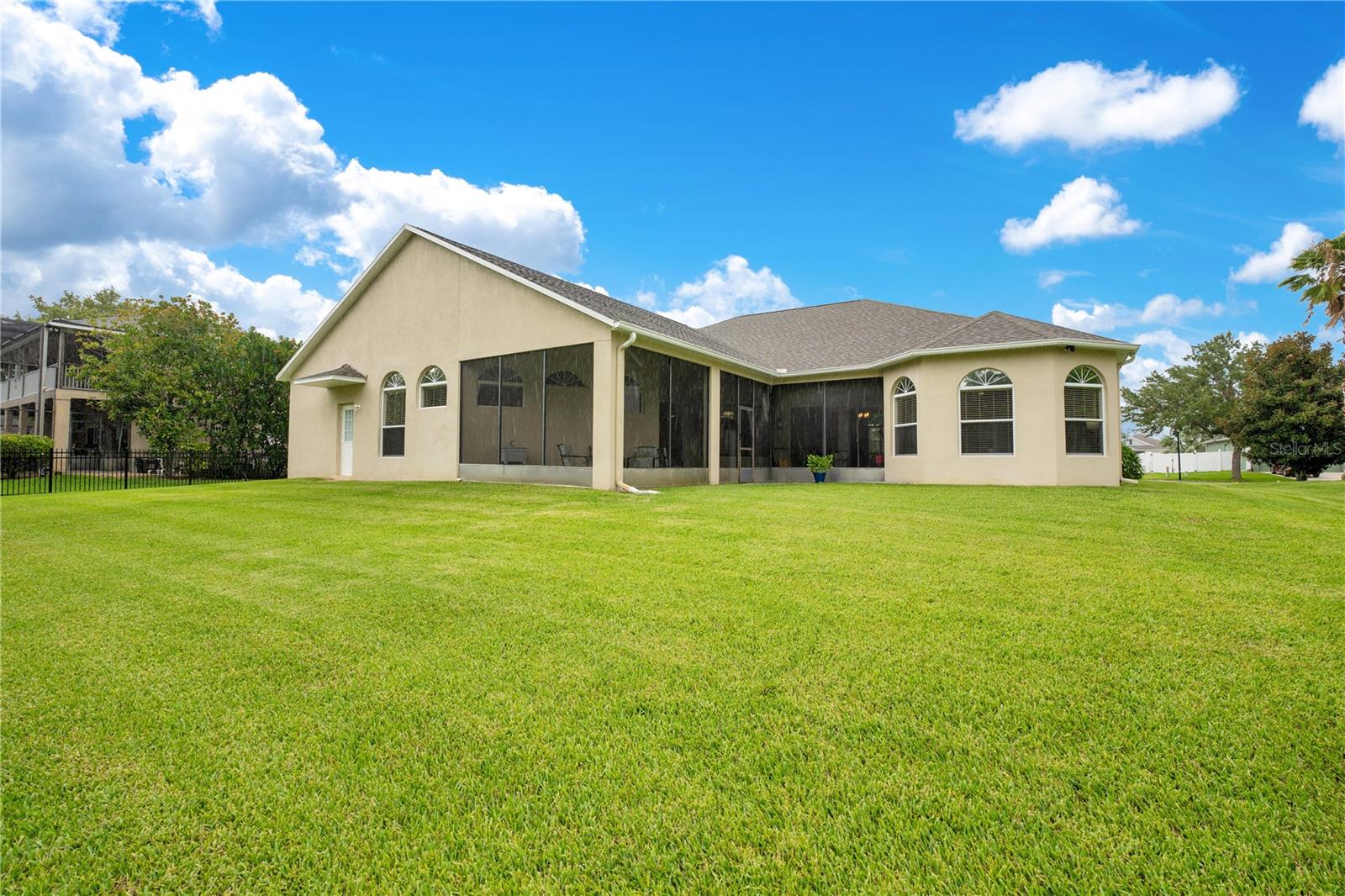 4833 Lakes Edge Ln Property Photo 35