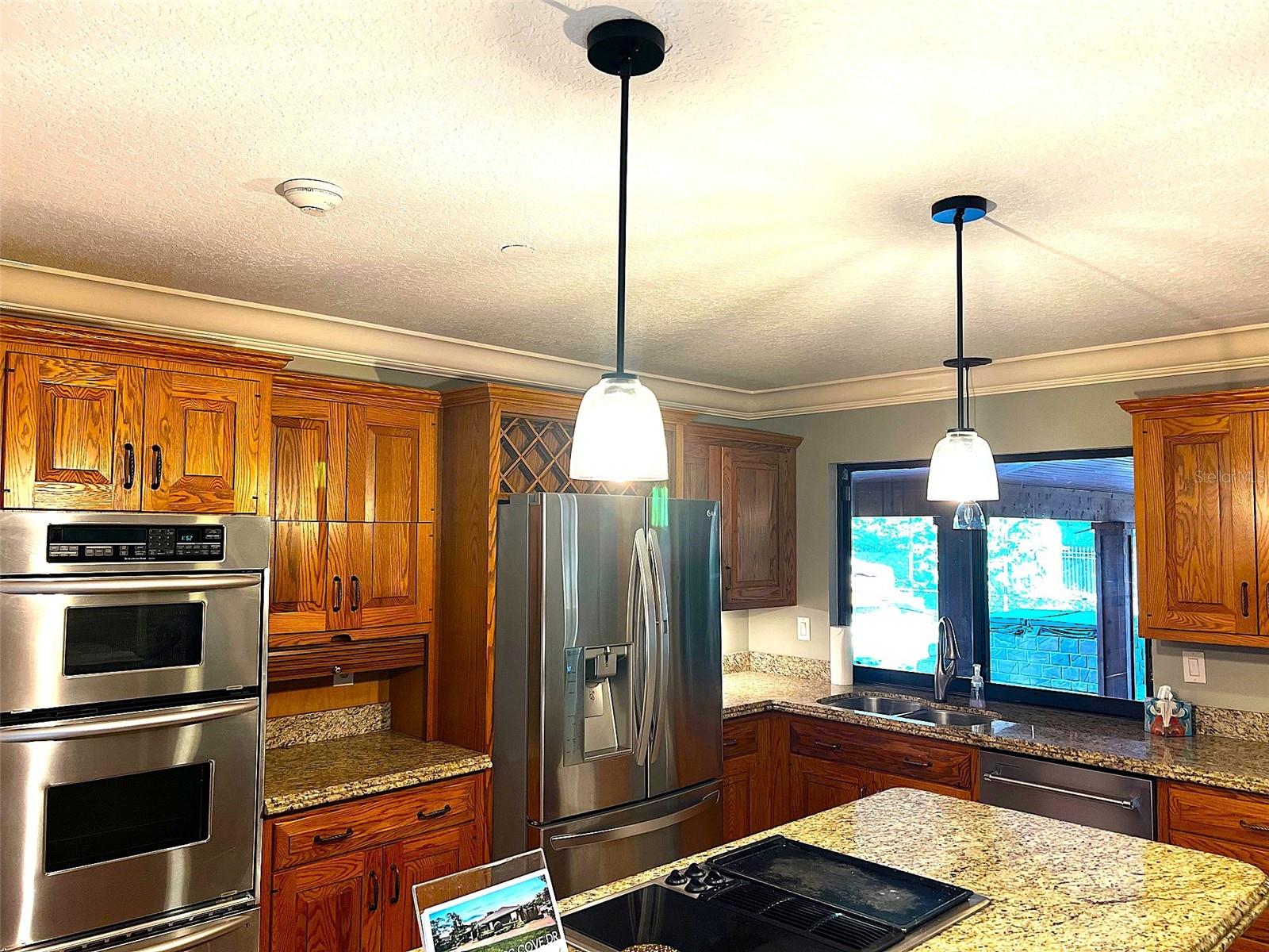 9227 Cypress Cove Dr Property Photo 11