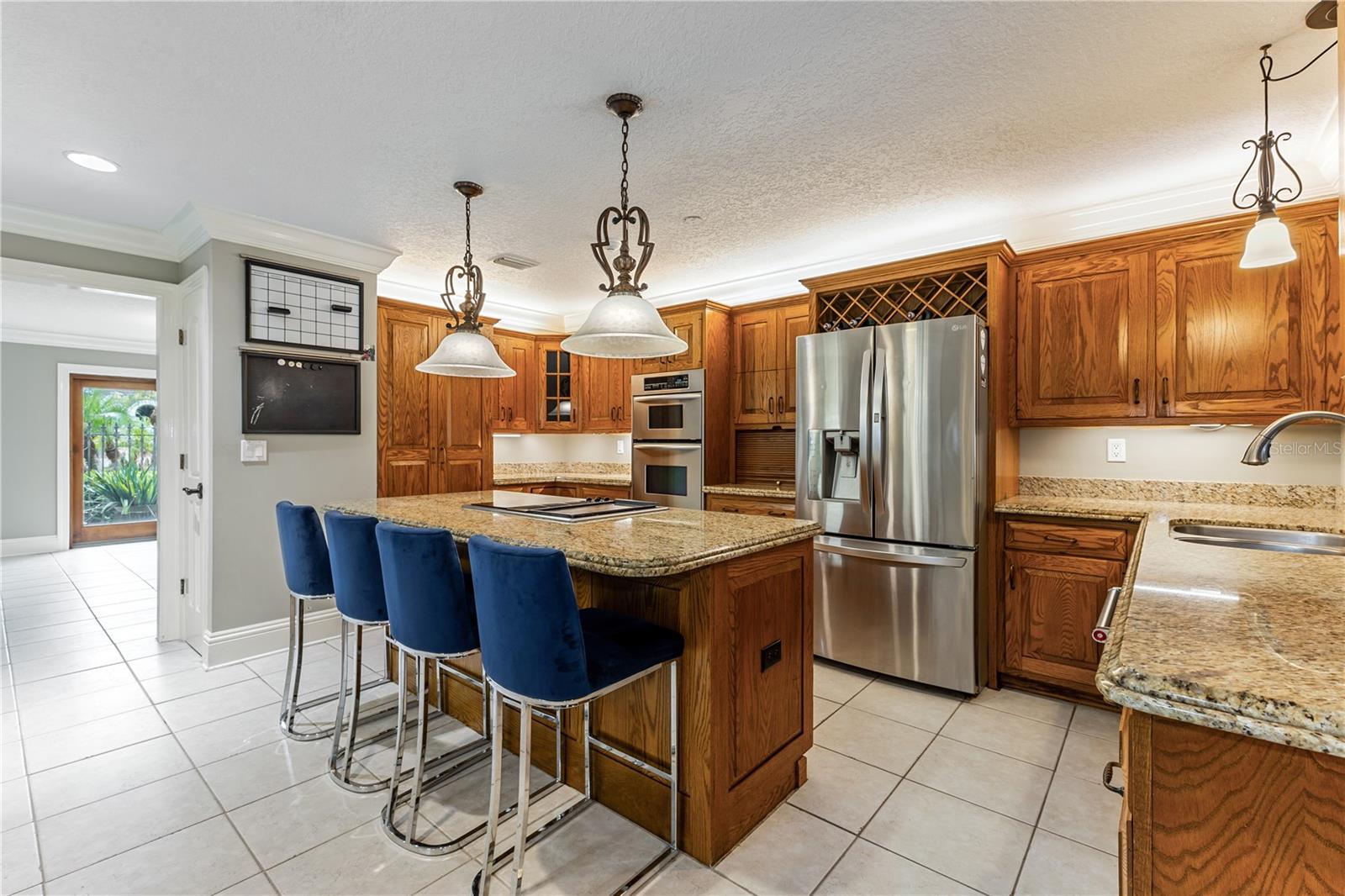 9227 Cypress Cove Dr Property Photo 12