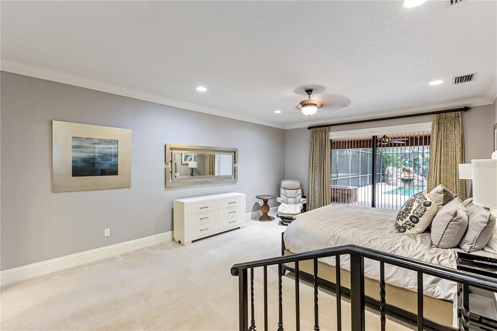 9227 Cypress Cove Dr Property Photo 13