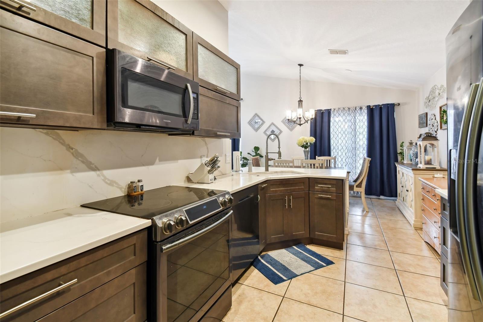 514 Troon Cir Property Photo 8