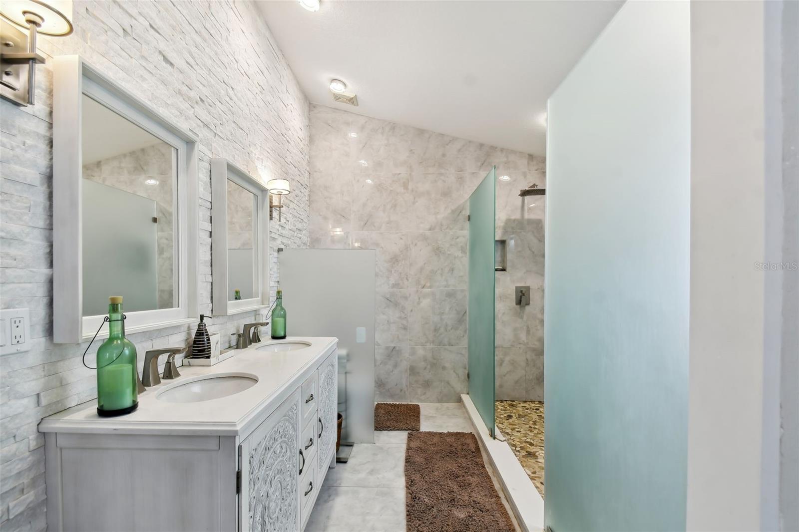514 Troon Cir Property Photo 24