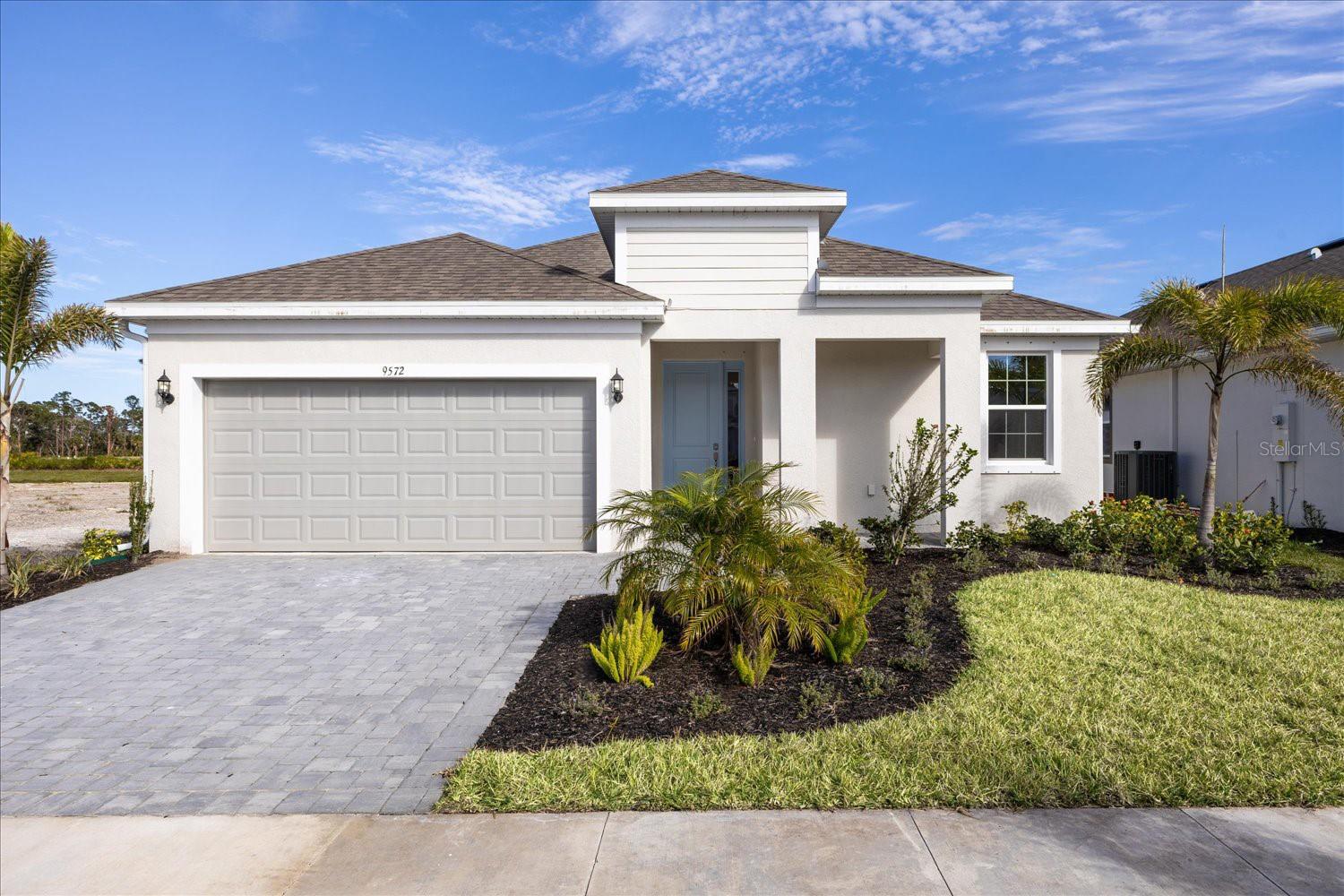 9572 Vibrant Lane Property Photo 1