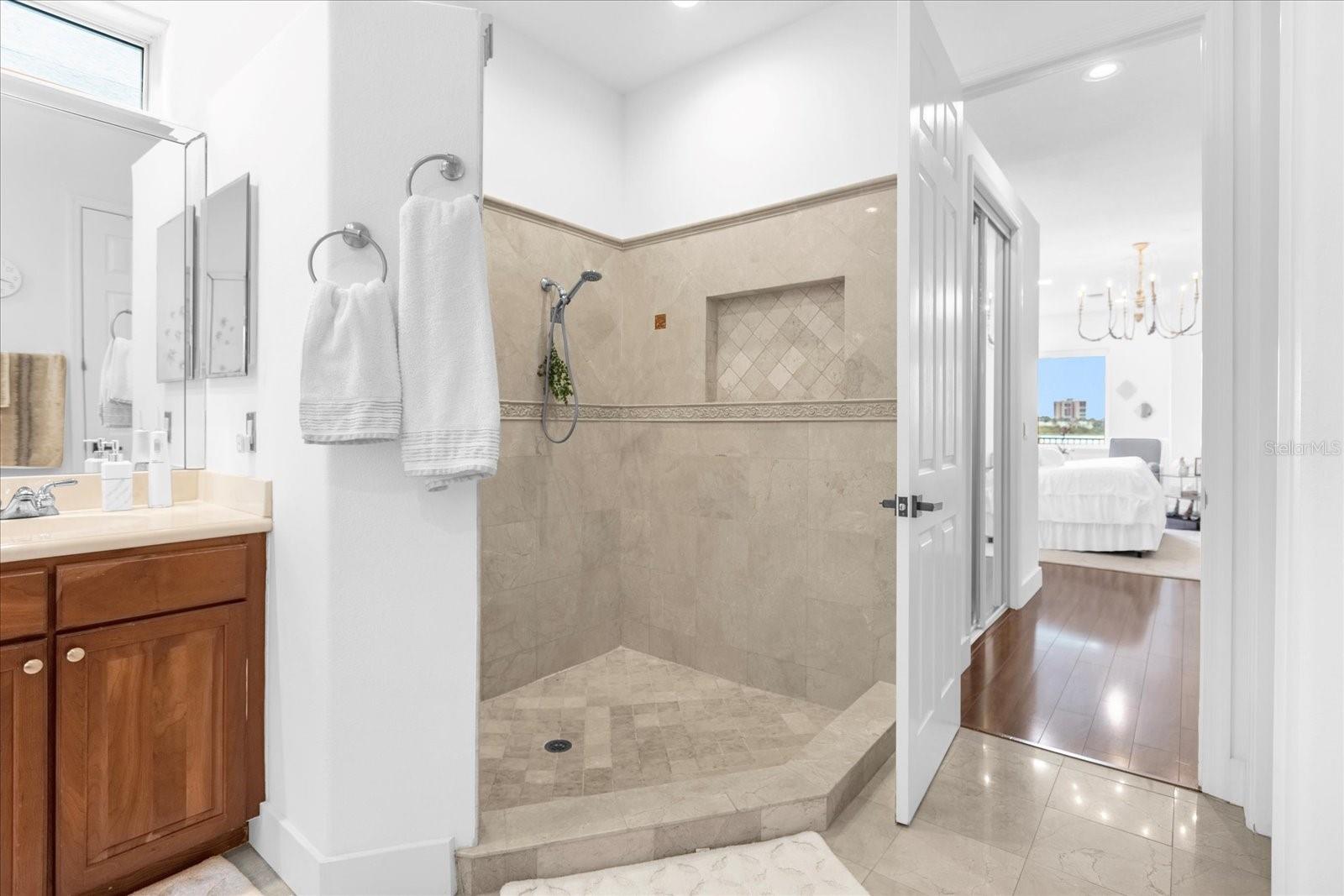 8629 Saint Marino Blvd Property Photo 23