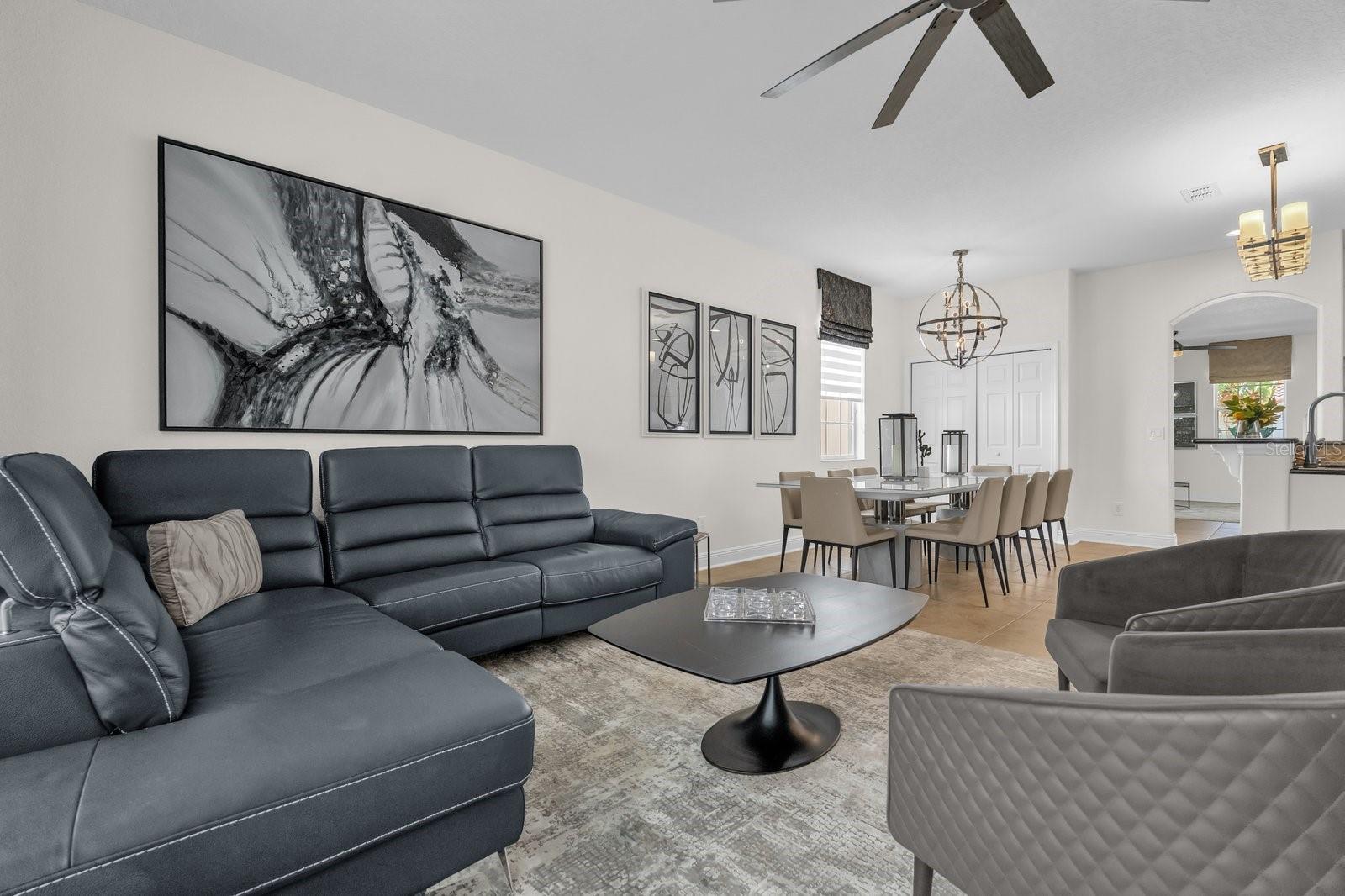 7416 Soiree Way Property Photo 4