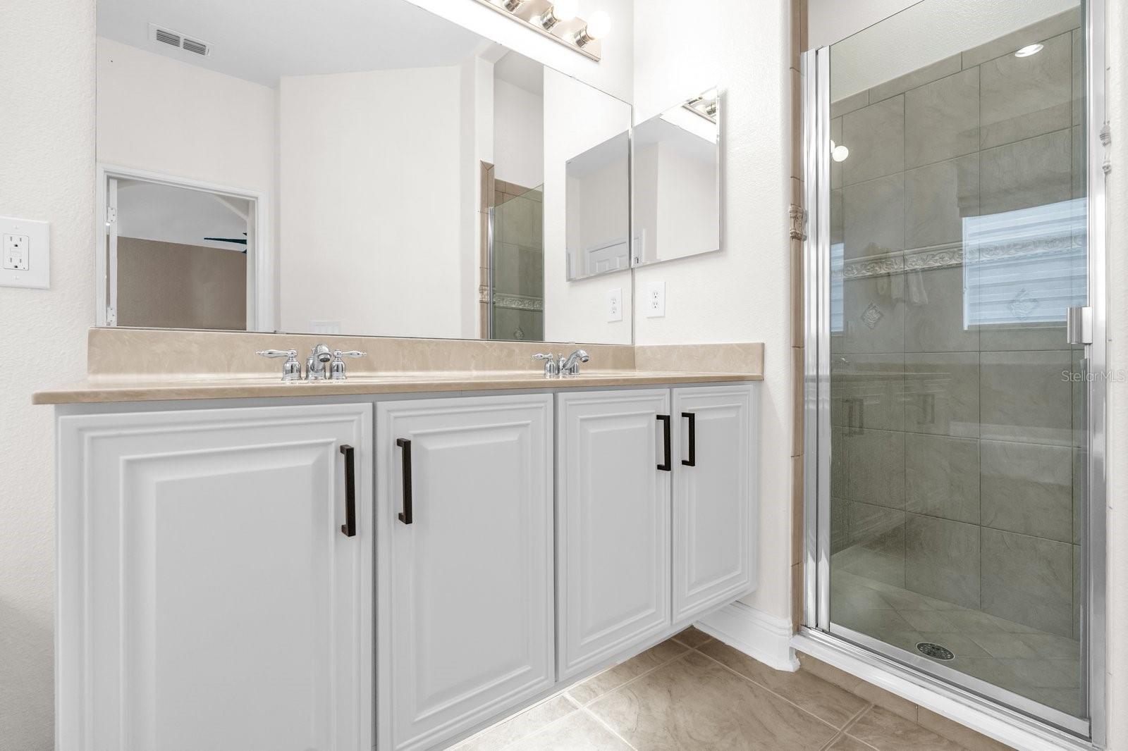 7416 Soiree Way Property Photo 16