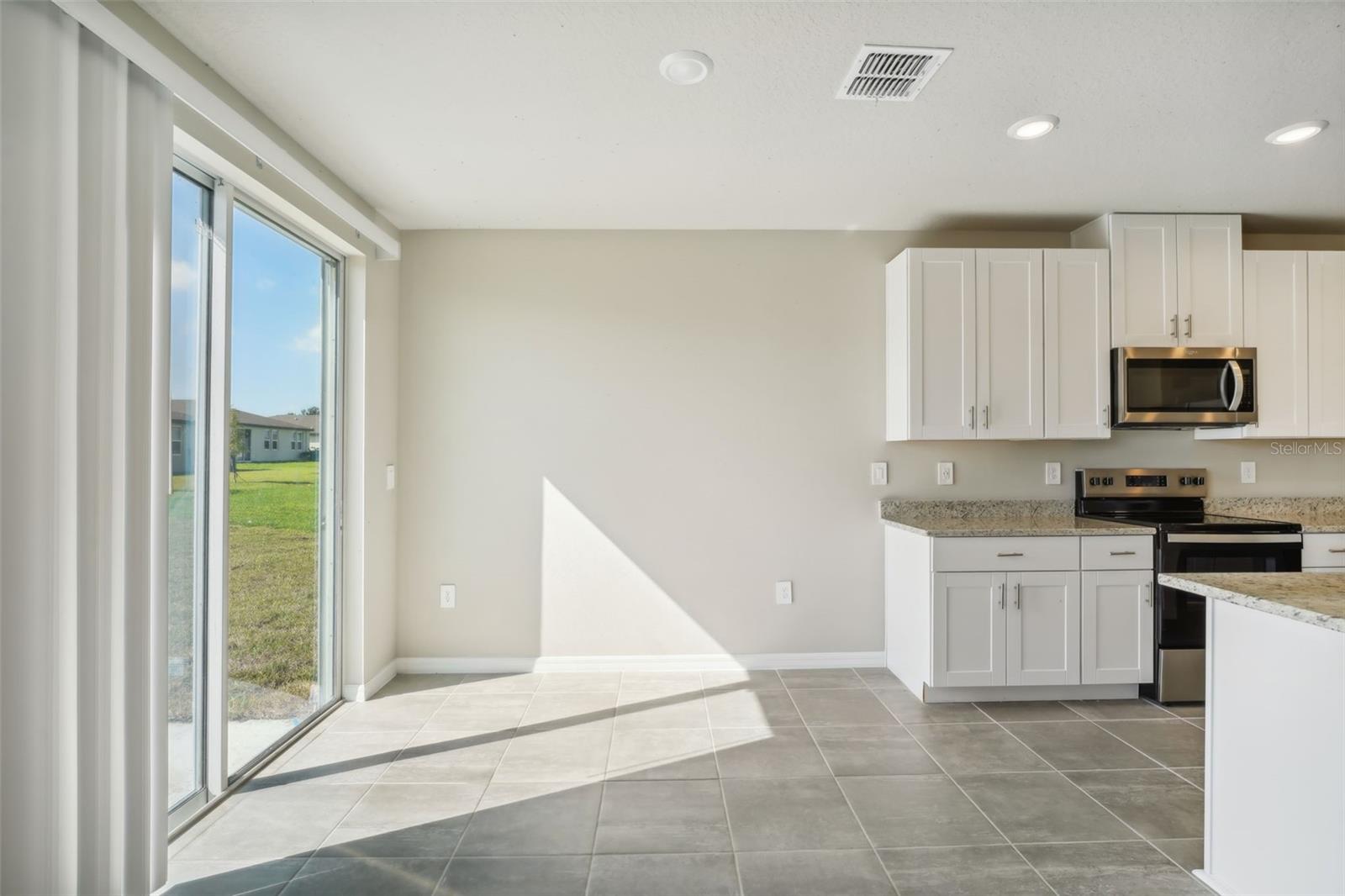 1713 Forest Run Ln Property Photo 11