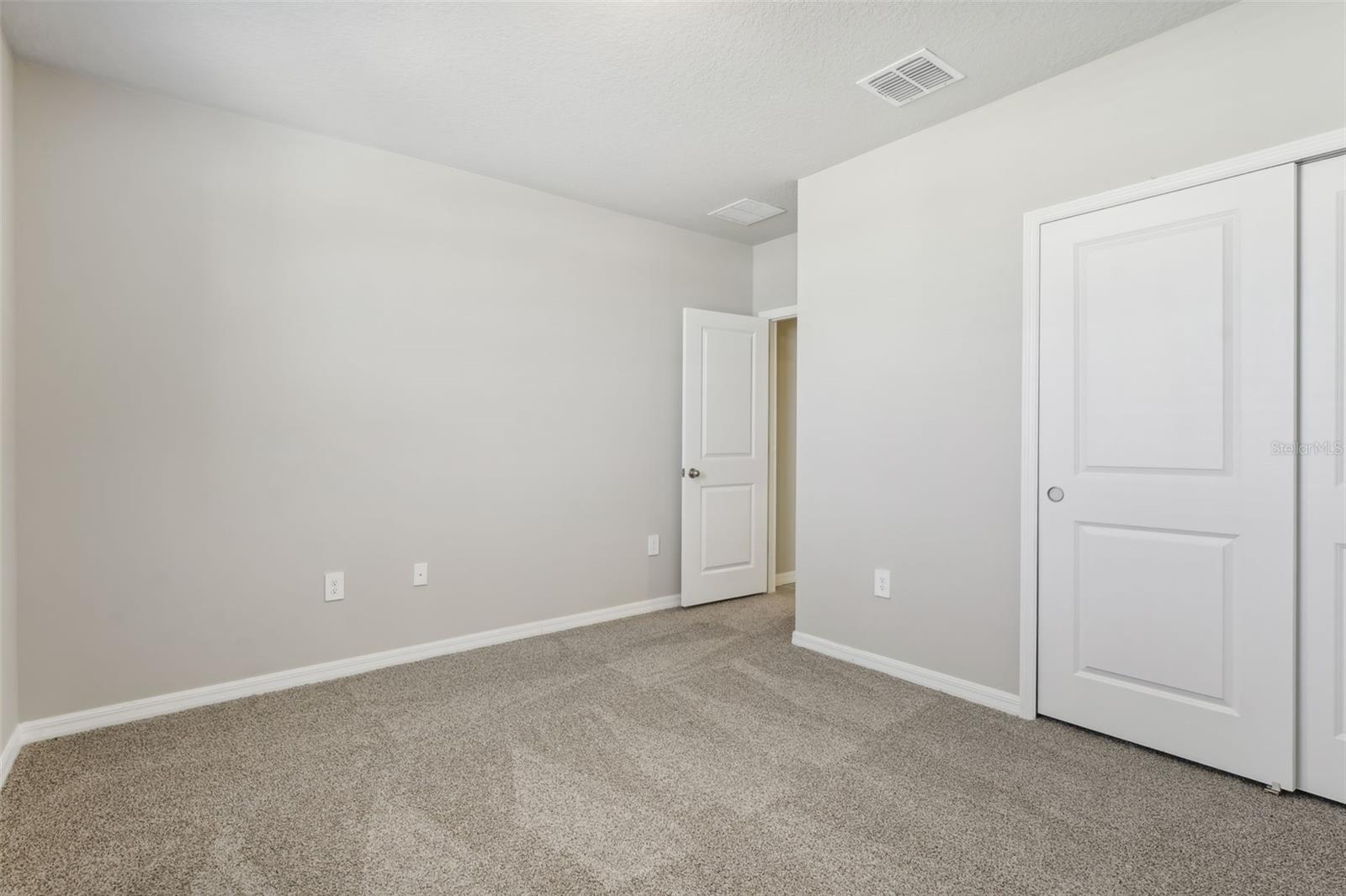 1713 Forest Run Ln Property Photo 17