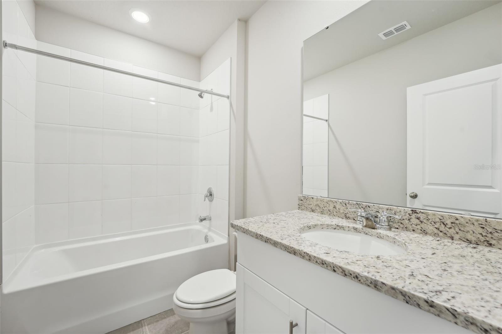 1713 Forest Run Ln Property Photo 24