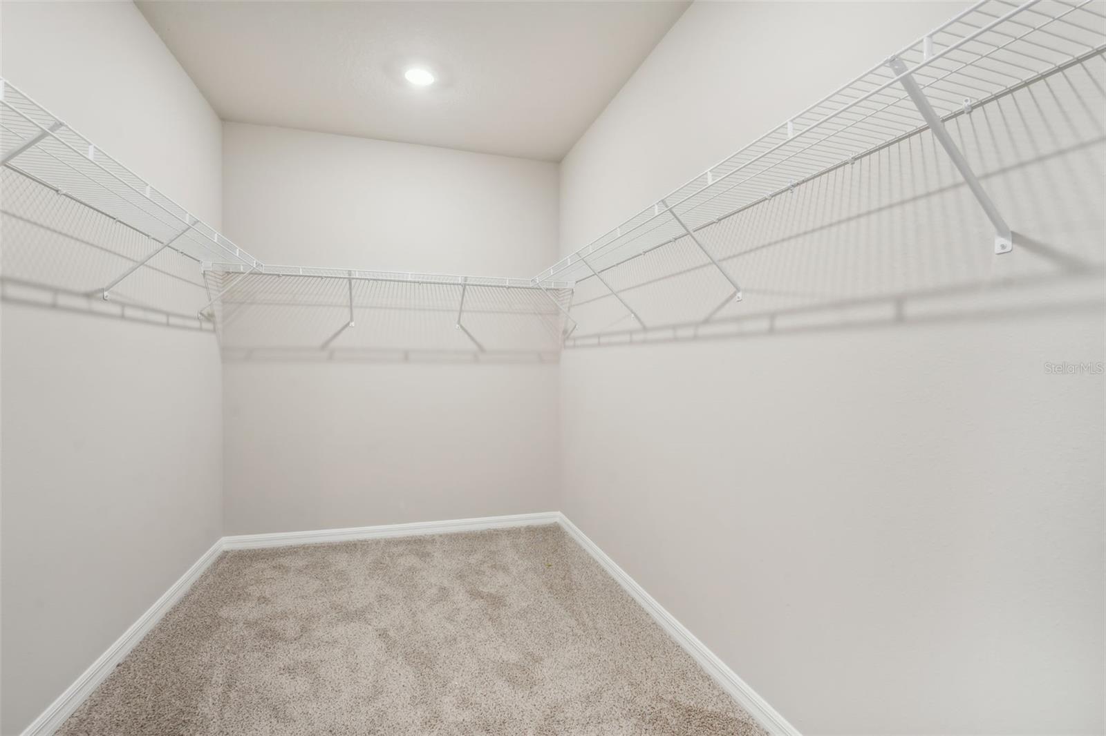 1713 Forest Run Ln Property Photo 33