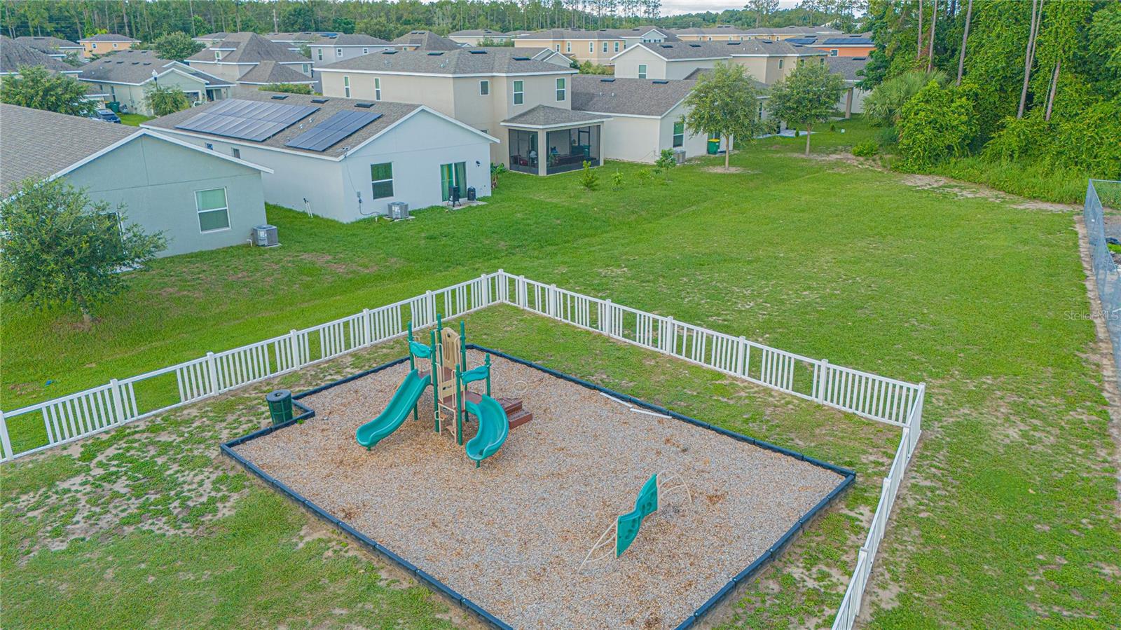 1146 Atlantic Ave Property Photo 7