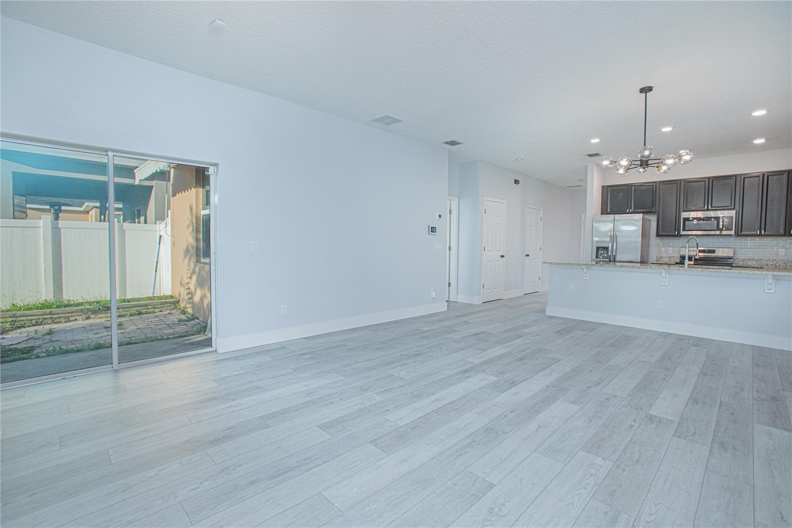 1146 Atlantic Ave Property Photo 10