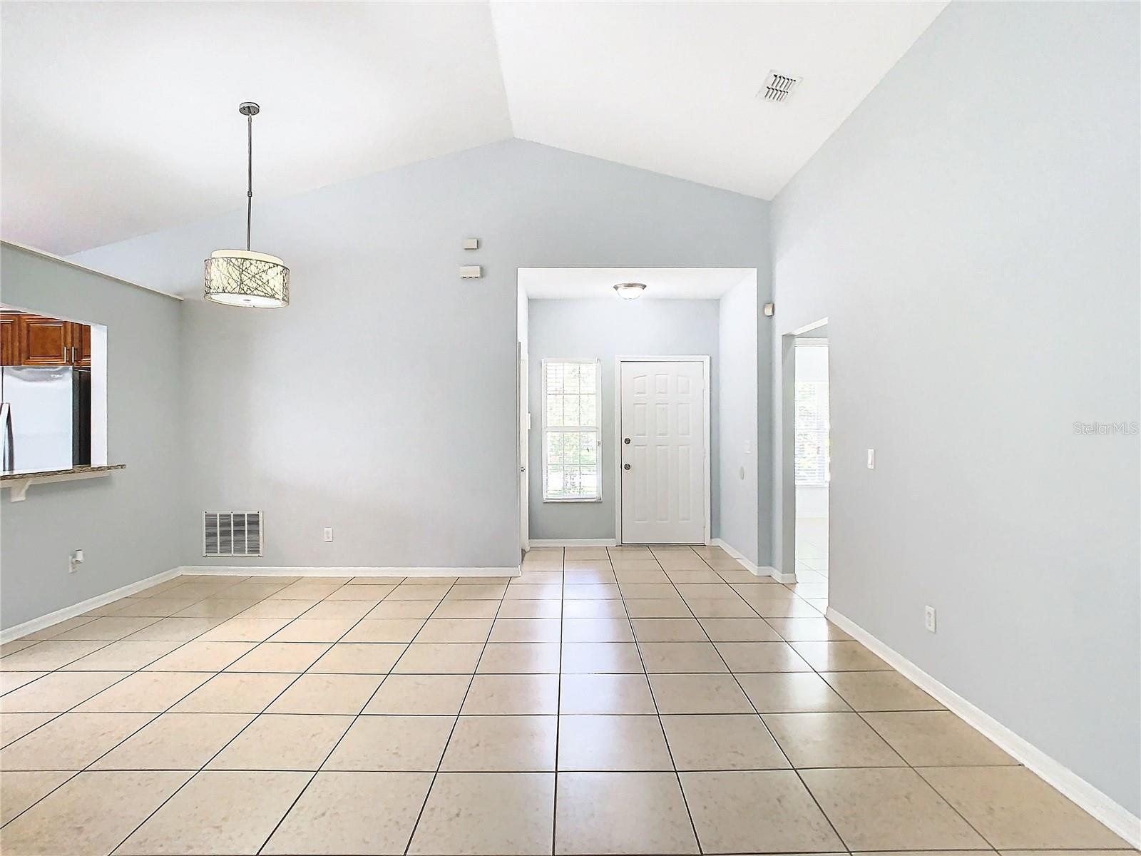 428 Short Pine Cir Property Photo 2