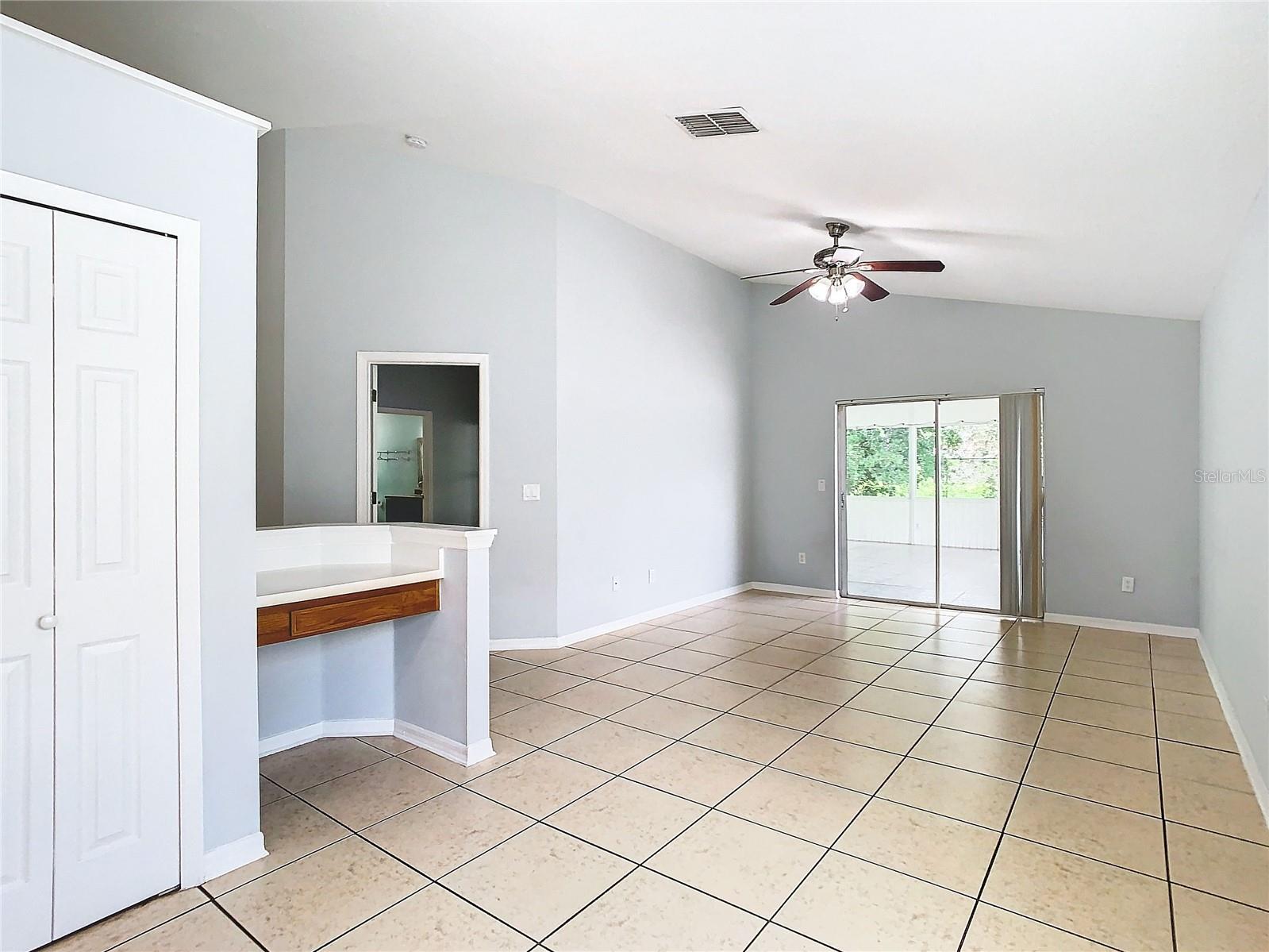 428 Short Pine Cir Property Photo 17