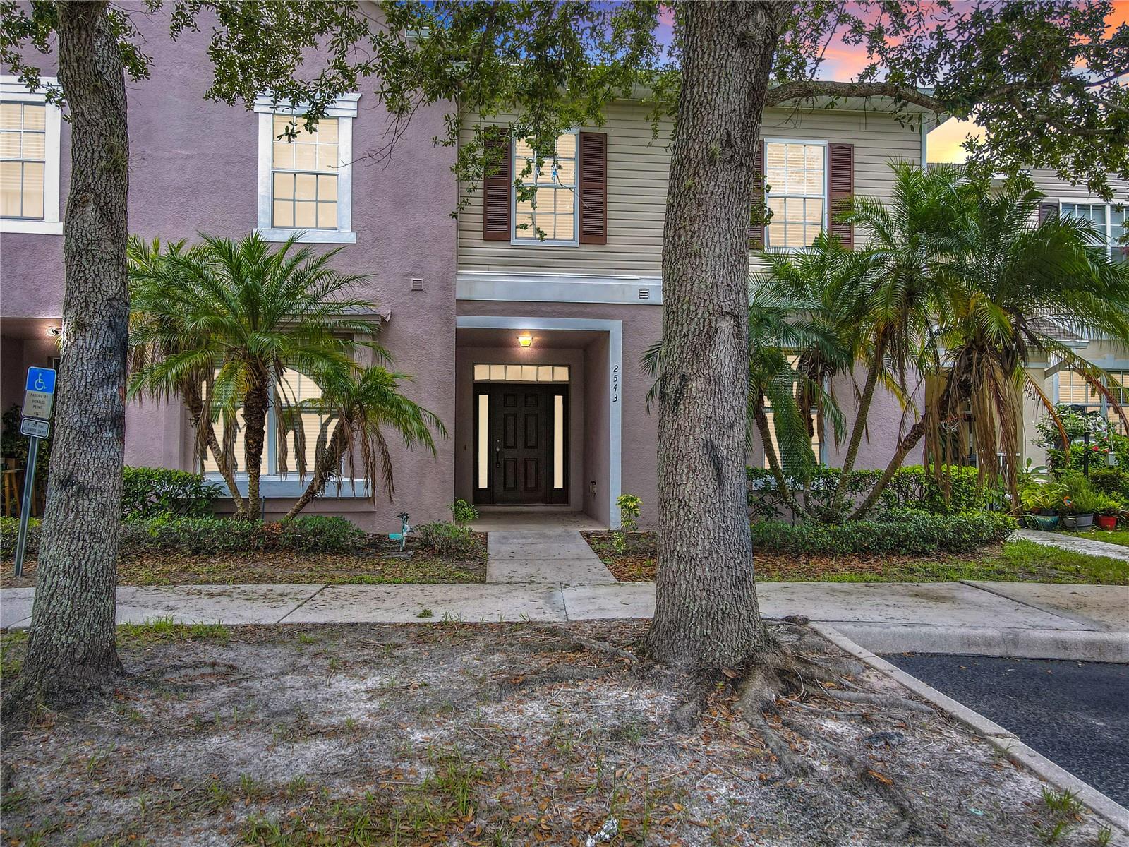 2543 Old Kent Cir Property Photo