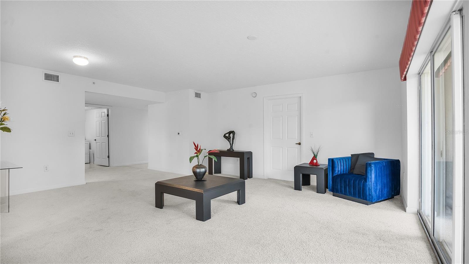 1150 Carmel Cir #408 Property Photo 5