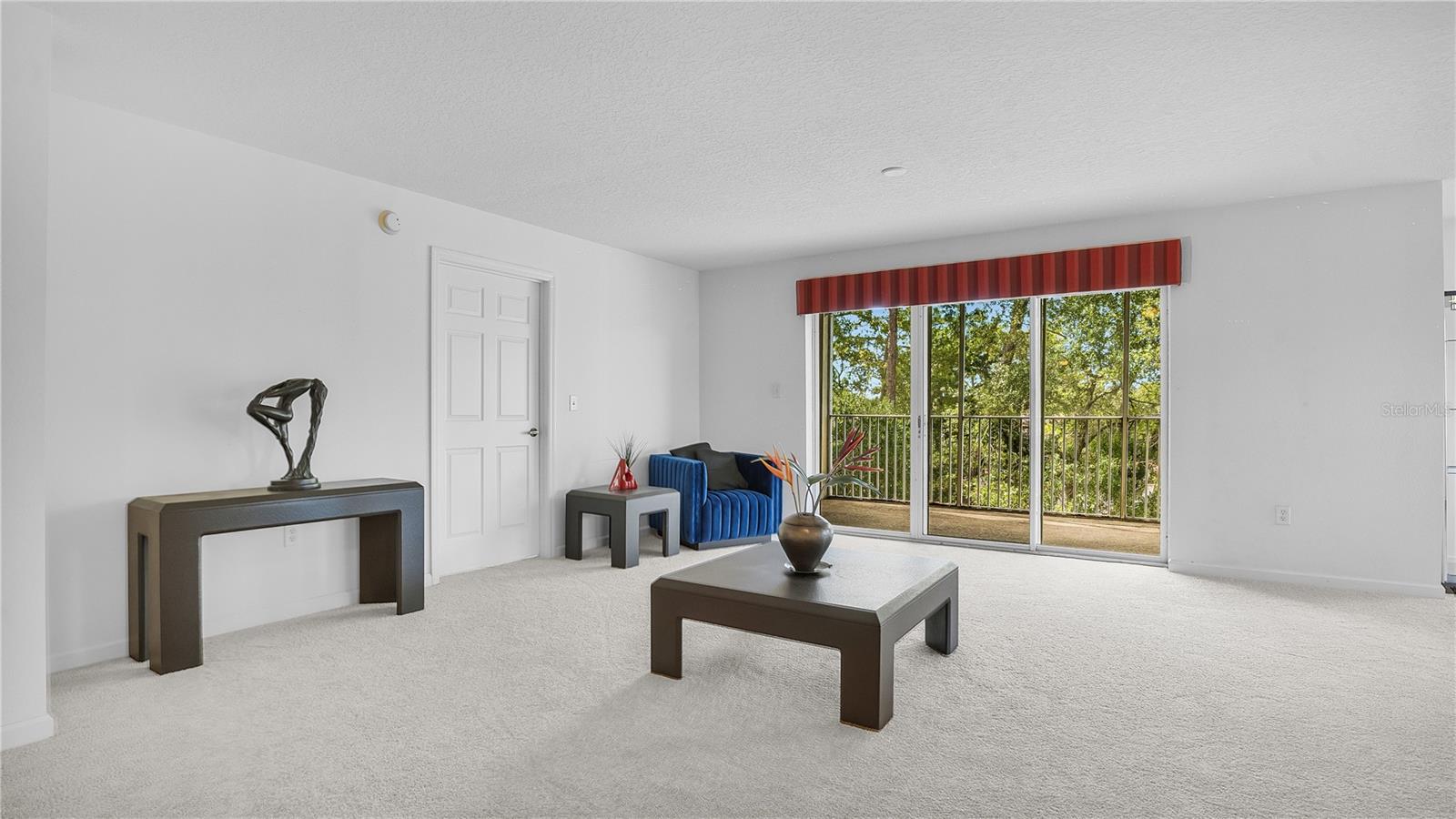1150 Carmel Cir #408 Property Photo 8