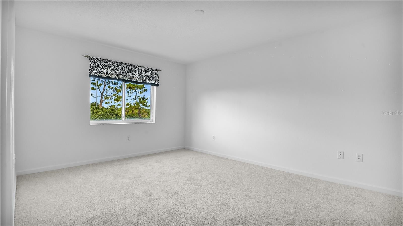 1150 Carmel Cir #408 Property Photo 16