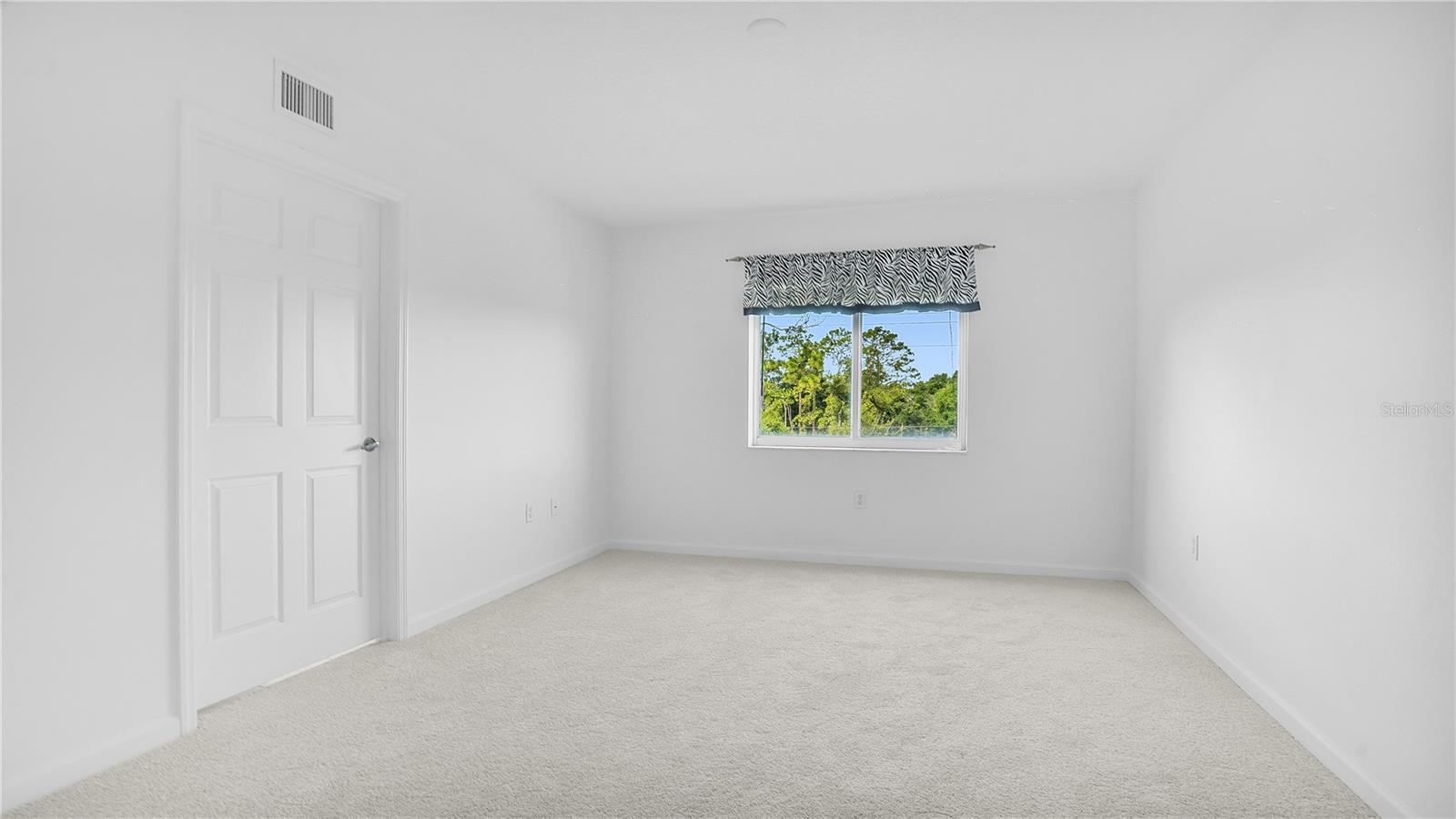 1150 Carmel Cir #408 Property Photo 17