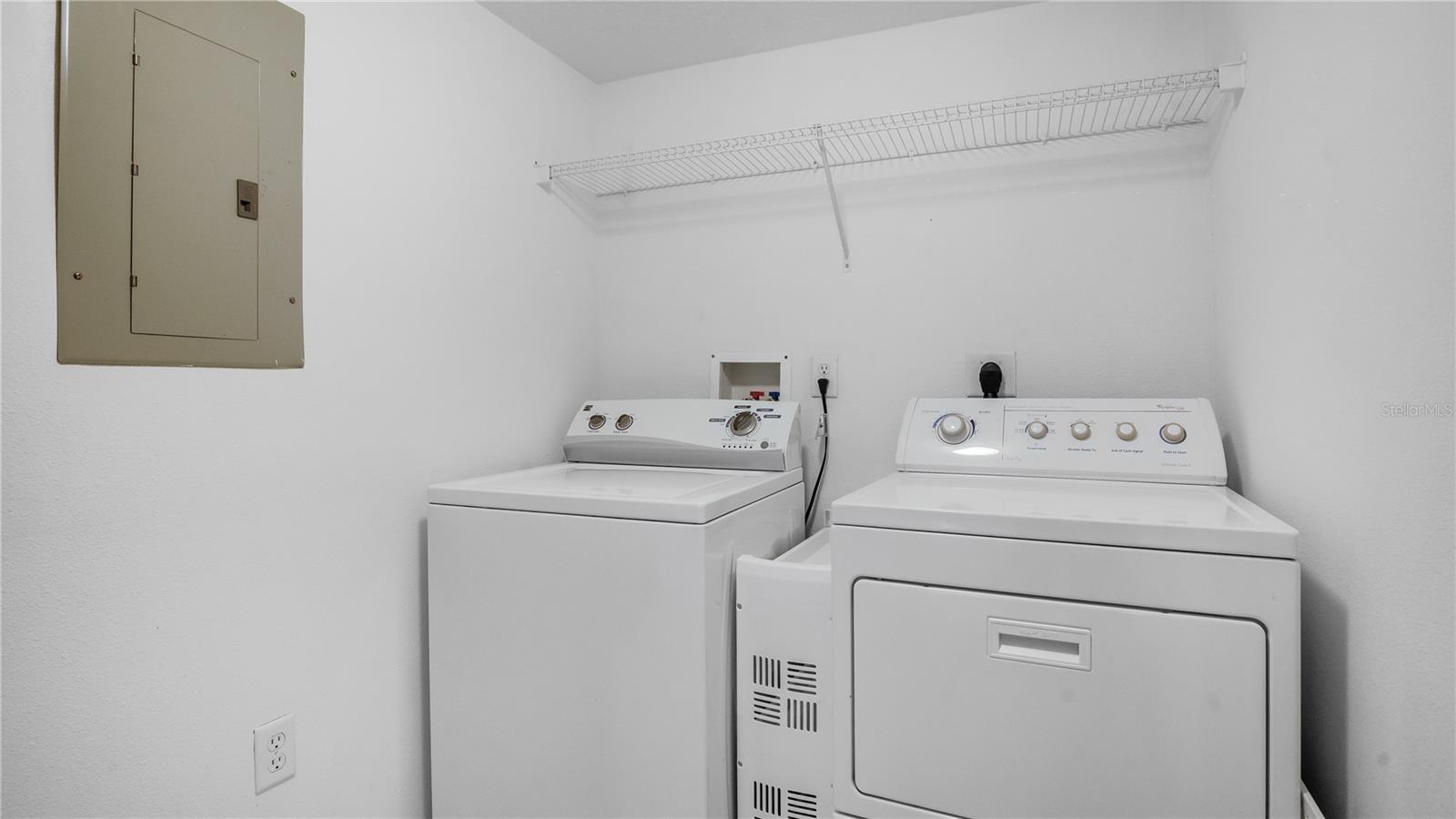 1150 Carmel Cir #408 Property Photo 24