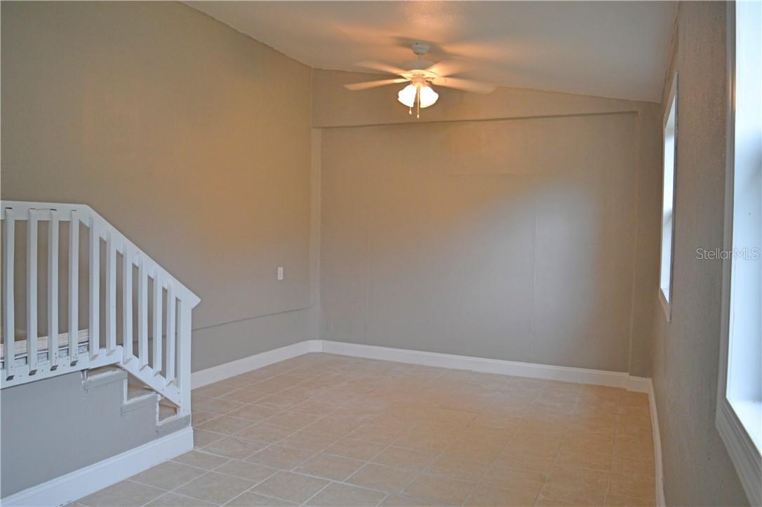 647 S Delaware Ave Property Photo 13