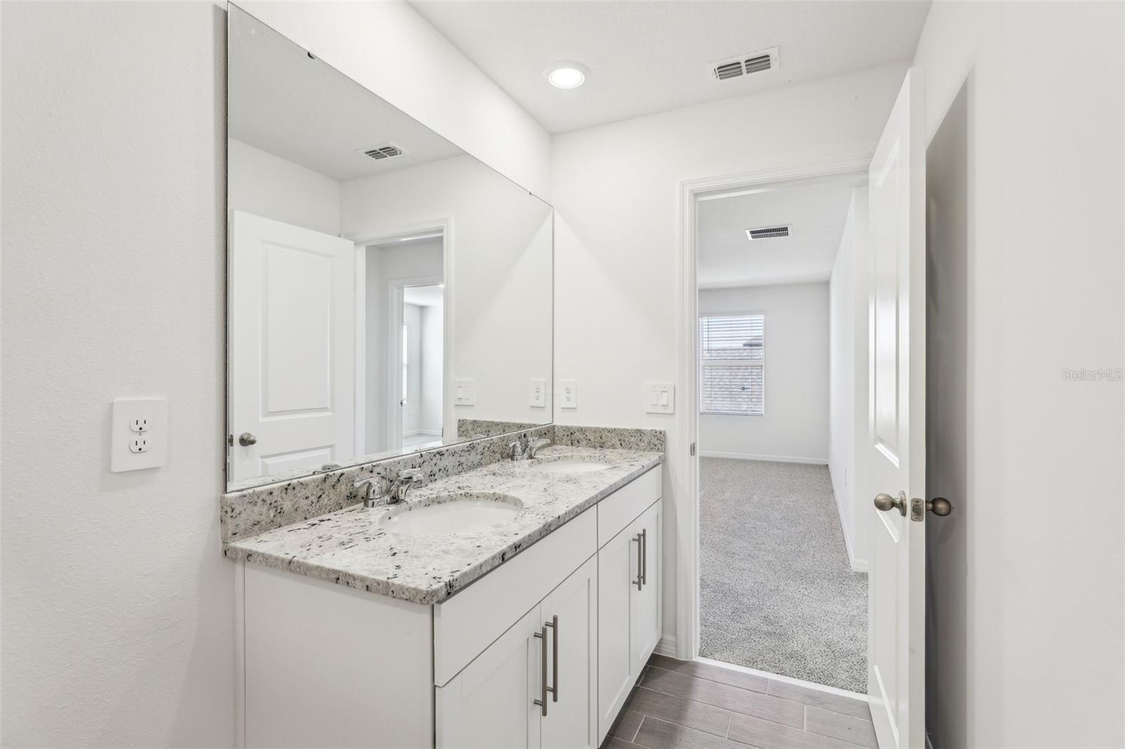 2719 Virginia Pine Dr Property Photo 22