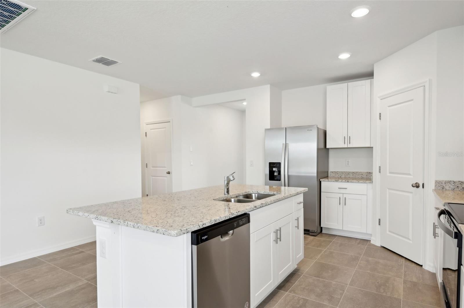 145 Lazy Shore Dr Property Photo 11