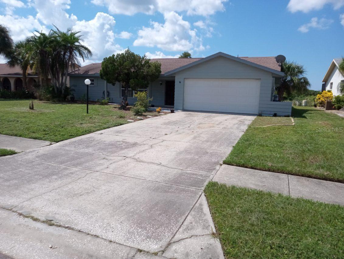 A Resub Of Pt Of Apollo Beac Real Estate Listings Main Image