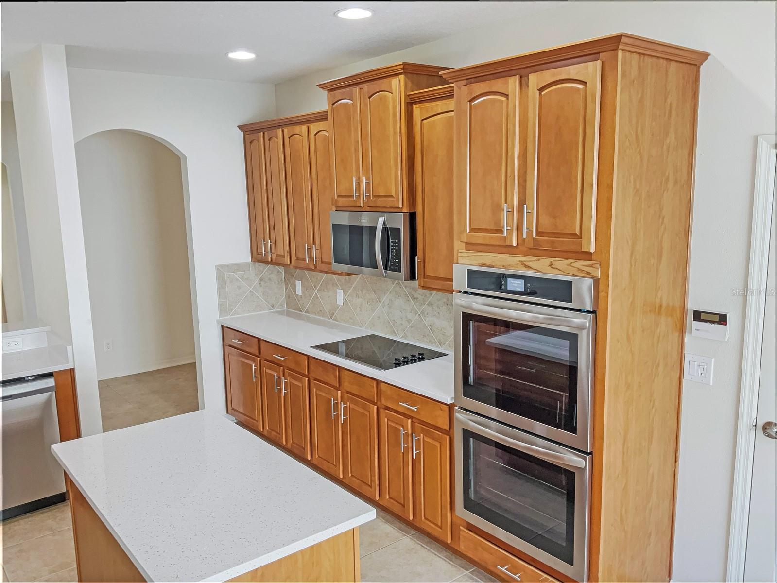 2302 123rd Pl E Property Photo 3