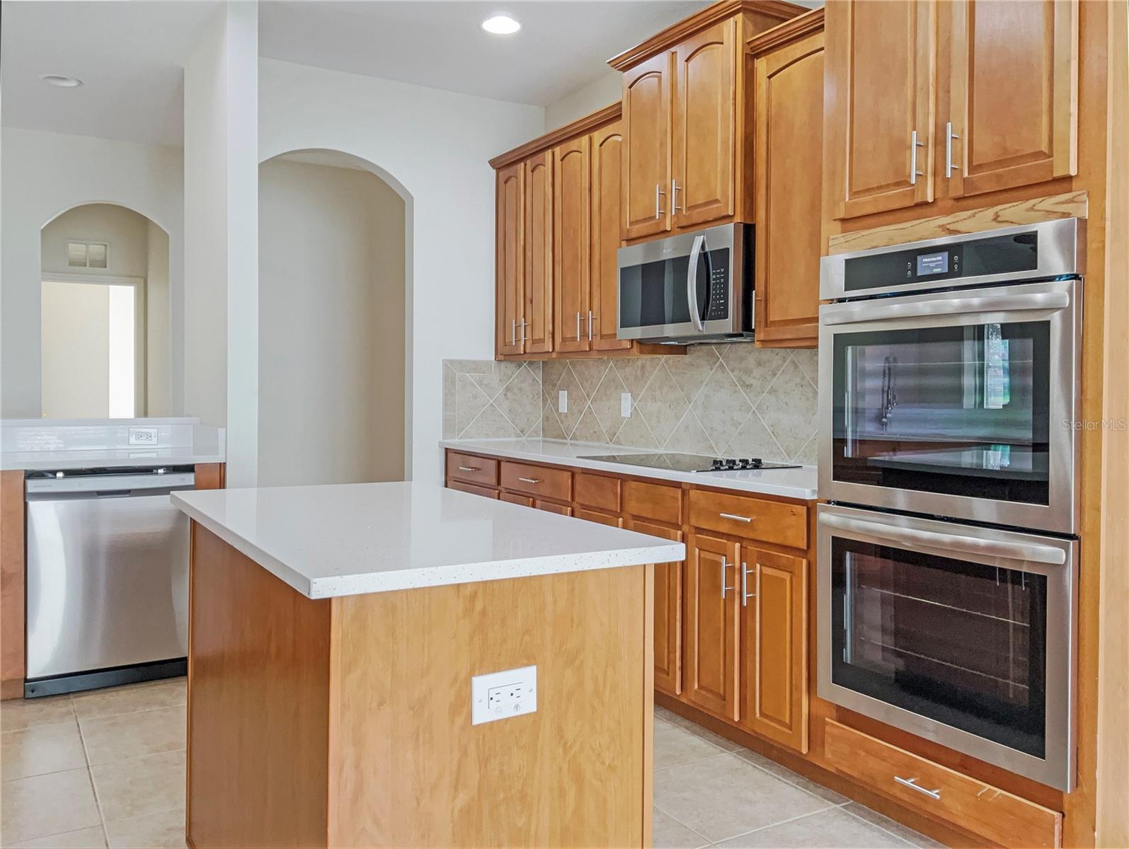 2302 123rd Pl E Property Photo 5